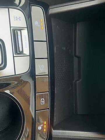 Сірий Хендай Туксон, об'ємом двигуна 1.6 л та пробігом 48 тис. км за 30800 $, фото 10 на Automoto.ua