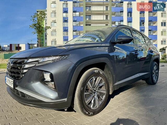 Сірий Хендай Туксон, об'ємом двигуна 2 л та пробігом 29 тис. км за 28900 $, фото 1 на Automoto.ua