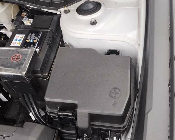 Сірий Хендай Туксон, об'ємом двигуна 2 л та пробігом 38 тис. км за 27000 $, фото 16 на Automoto.ua