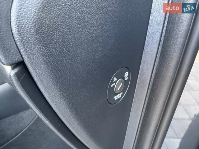 Серый Хендай Туксон, объемом двигателя 2 л и пробегом 37 тыс. км за 25000 $, фото 46 на Automoto.ua