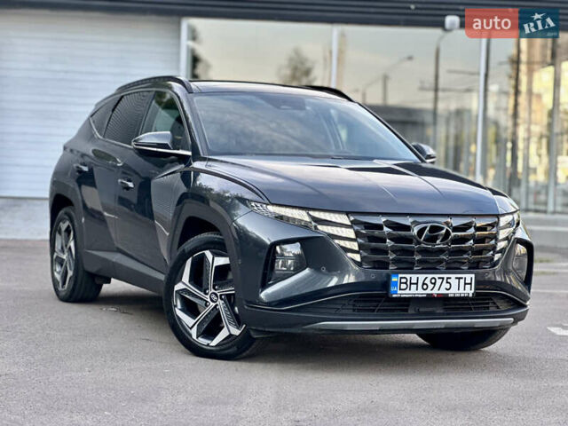 Серый Хендай Туксон, объемом двигателя 1.6 л и пробегом 95 тыс. км за 29900 $, фото 1 на Automoto.ua