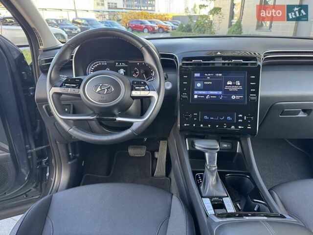 Серый Хендай Туксон, объемом двигателя 2 л и пробегом 37 тыс. км за 25000 $, фото 22 на Automoto.ua