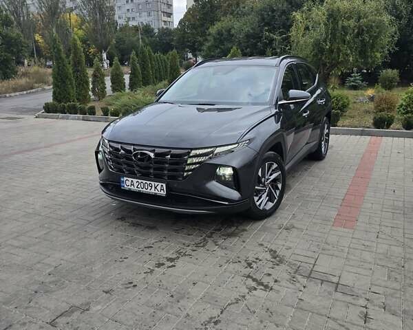Сірий Хендай Туксон, об'ємом двигуна 2 л та пробігом 77 тис. км за 26900 $, фото 17 на Automoto.ua