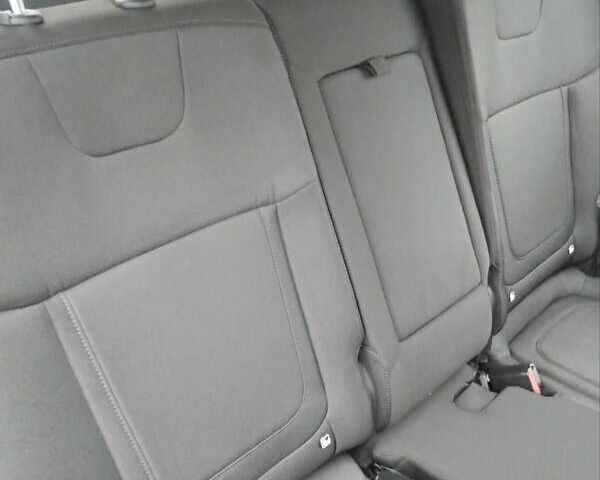 Сірий Хендай Туксон, об'ємом двигуна 2 л та пробігом 38 тис. км за 27000 $, фото 34 на Automoto.ua