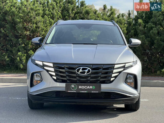 Сірий Хендай Туксон, об'ємом двигуна 2 л та пробігом 68 тис. км за 24500 $, фото 4 на Automoto.ua