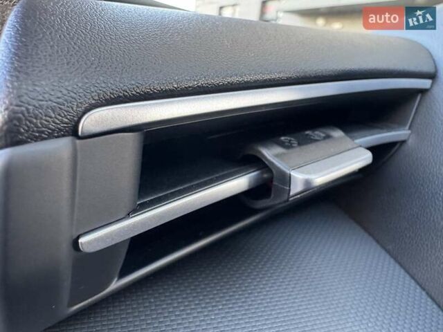 Серый Хендай Туксон, объемом двигателя 2 л и пробегом 37 тыс. км за 25000 $, фото 29 на Automoto.ua