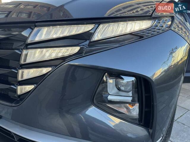 Сірий Хендай Туксон, об'ємом двигуна 2 л та пробігом 37 тис. км за 25000 $, фото 17 на Automoto.ua