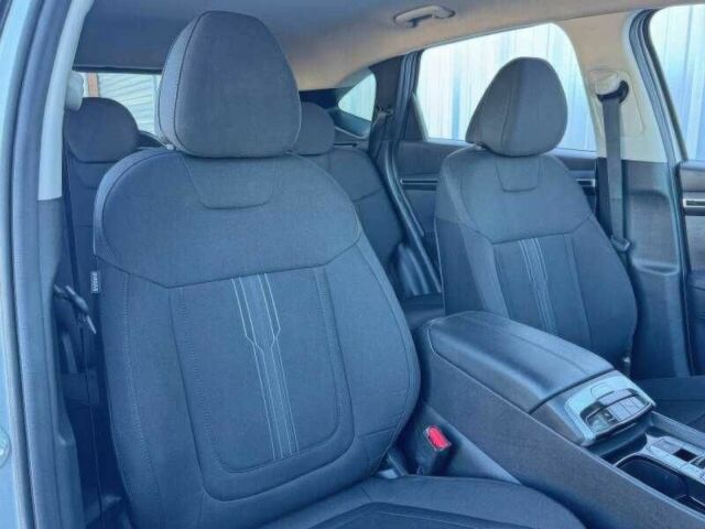 Серый Хендай Туксон, объемом двигателя 2.5 л и пробегом 10 тыс. км за 11000 $, фото 12 на Automoto.ua