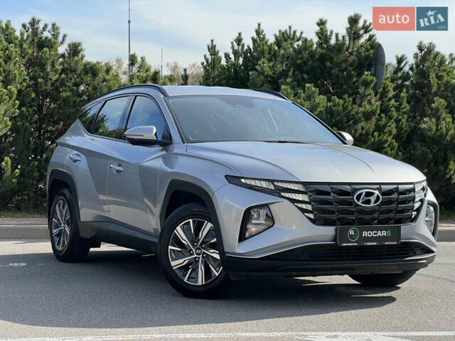 Сірий Хендай Туксон, об'ємом двигуна 2 л та пробігом 68 тис. км за 24500 $, фото 2 на Automoto.ua
