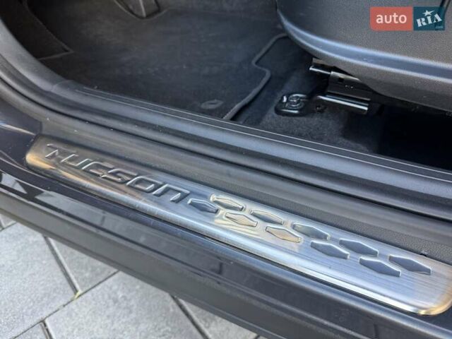 Сірий Хендай Туксон, об'ємом двигуна 2 л та пробігом 37 тис. км за 25000 $, фото 67 на Automoto.ua