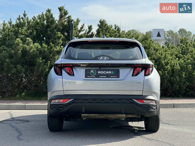 Сірий Хендай Туксон, об'ємом двигуна 2 л та пробігом 68 тис. км за 24500 $, фото 14 на Automoto.ua