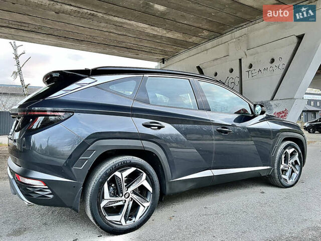 Серый Хендай Туксон, объемом двигателя 1.6 л и пробегом 51 тыс. км за 36300 $, фото 2 на Automoto.ua
