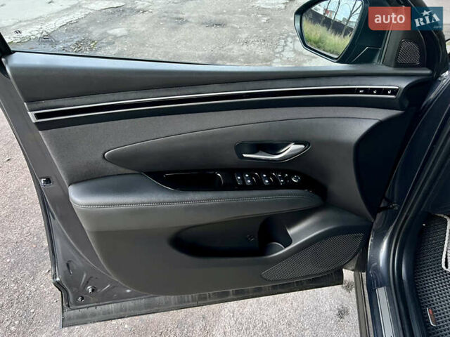 Серый Хендай Туксон, объемом двигателя 1.6 л и пробегом 51 тыс. км за 36300 $, фото 42 на Automoto.ua