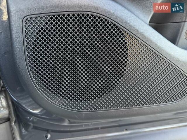 Сірий Хендай Туксон, об'ємом двигуна 2 л та пробігом 37 тис. км за 25000 $, фото 48 на Automoto.ua