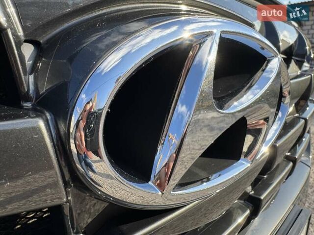 Сірий Хендай Туксон, об'ємом двигуна 2 л та пробігом 37 тис. км за 25000 $, фото 70 на Automoto.ua