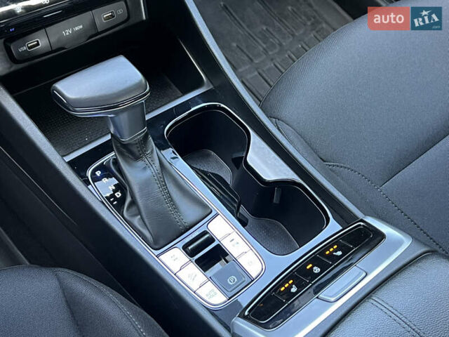 Сірий Хендай Туксон, об'ємом двигуна 2 л та пробігом 68 тис. км за 24500 $, фото 41 на Automoto.ua