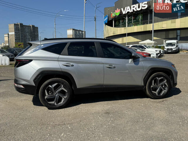 Серый Хендай Туксон, объемом двигателя 1.6 л и пробегом 48 тыс. км за 38500 $, фото 7 на Automoto.ua