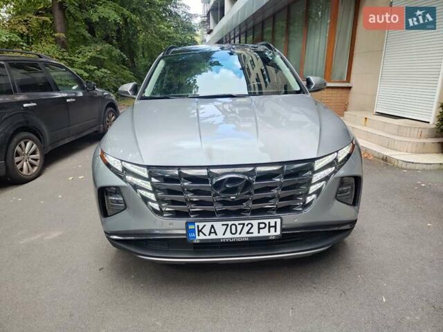 Серый Хендай Туксон, объемом двигателя 1.6 л и пробегом 64 тыс. км за 39500 $, фото 2 на Automoto.ua