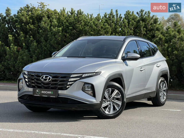 Сірий Хендай Туксон, об'ємом двигуна 2 л та пробігом 68 тис. км за 24500 $, фото 7 на Automoto.ua