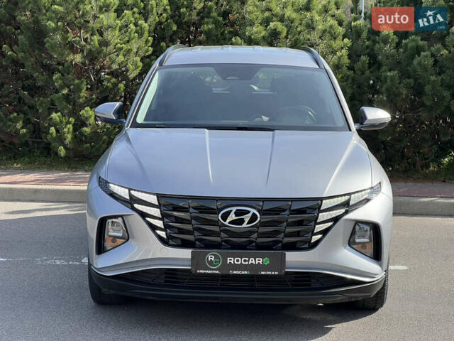 Сірий Хендай Туксон, об'ємом двигуна 2 л та пробігом 68 тис. км за 24500 $, фото 5 на Automoto.ua