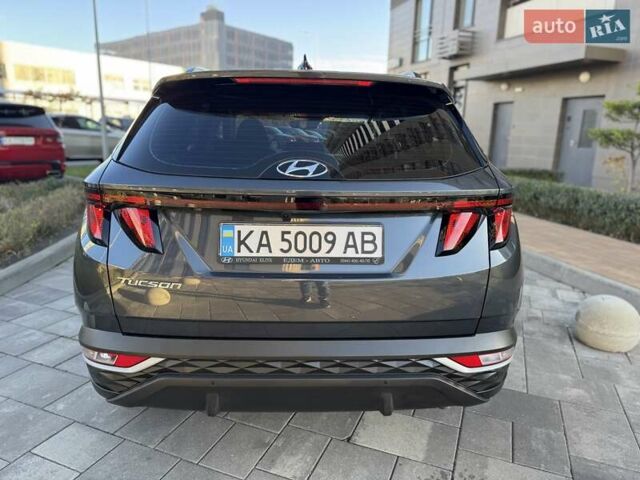Сірий Хендай Туксон, об'ємом двигуна 2 л та пробігом 37 тис. км за 25000 $, фото 10 на Automoto.ua