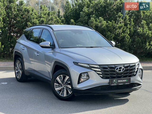 Сірий Хендай Туксон, об'ємом двигуна 2 л та пробігом 68 тис. км за 24500 $, фото 3 на Automoto.ua