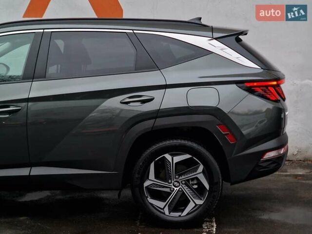 Сірий Хендай Туксон, об'ємом двигуна 1.6 л та пробігом 8 тис. км за 32990 $, фото 23 на Automoto.ua