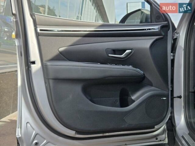 Хендай Туксон 2024 в Киеве на Automoto.ua Серый Хендай Туксон, объемом двигателя 2 л и пробегом 21 тыс. км за 32500 $, фото 16 на Automoto.ua