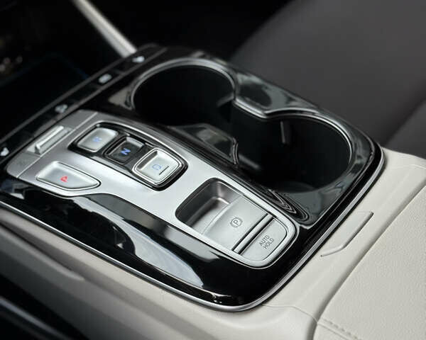 Хендай Туксон 2024 в Киеве на Automoto.ua Серый Хендай Туксон, объемом двигателя 1.6 л и пробегом 12 тыс. км за 33999 $, фото 13 на Automoto.ua