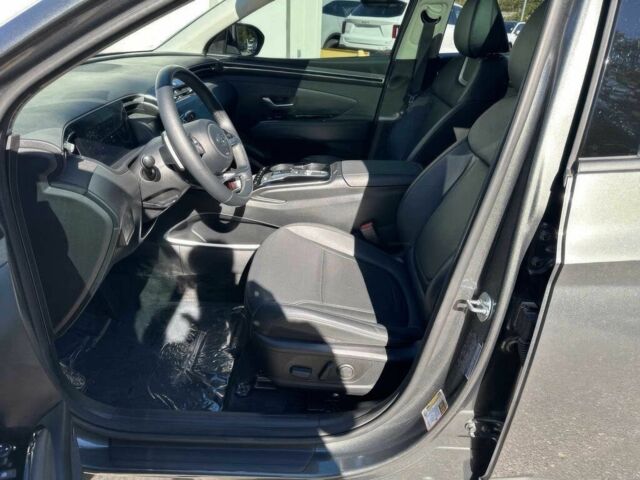 Сірий Хендай Туксон, об'ємом двигуна 1.6 л та пробігом 12 тис. км за 11000 $, фото 10 на Automoto.ua