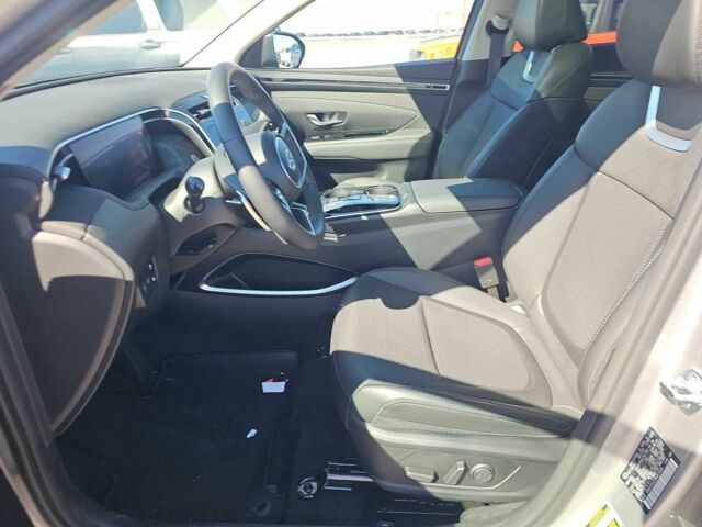 Сірий Хендай Туксон, об'ємом двигуна 0 л та пробігом 14 тис. км за 14000 $, фото 9 на Automoto.ua