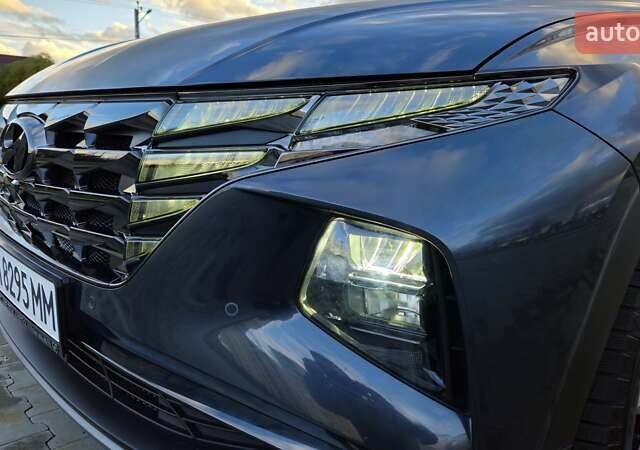 Серый Хендай Туксон, объемом двигателя 2 л и пробегом 19 тыс. км за 32900 $, фото 12 на Automoto.ua