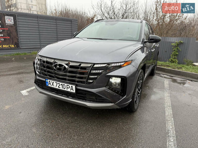 Серый Хендай Туксон, объемом двигателя 1.6 л и пробегом 17 тыс. км за 28900 $, фото 1 на Automoto.ua