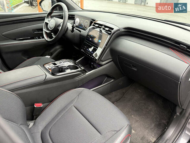 Серый Хендай Туксон, объемом двигателя 1.6 л и пробегом 17 тыс. км за 28900 $, фото 14 на Automoto.ua