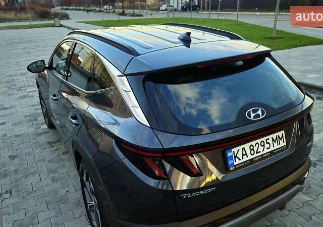 Серый Хендай Туксон, объемом двигателя 2 л и пробегом 19 тыс. км за 32900 $, фото 14 на Automoto.ua