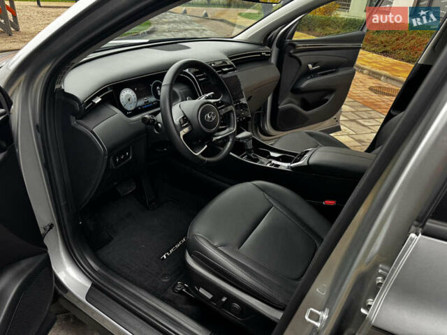 Серый Хендай Туксон, объемом двигателя 2.5 л и пробегом 6 тыс. км за 30500 $, фото 15 на Automoto.ua