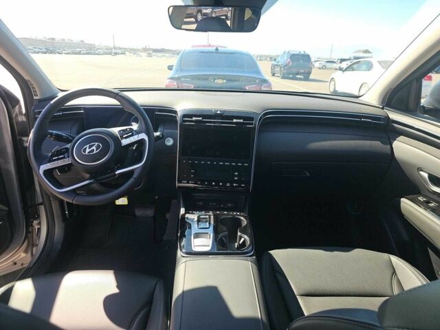 Сірий Хендай Туксон, об'ємом двигуна 0 л та пробігом 14 тис. км за 14000 $, фото 4 на Automoto.ua