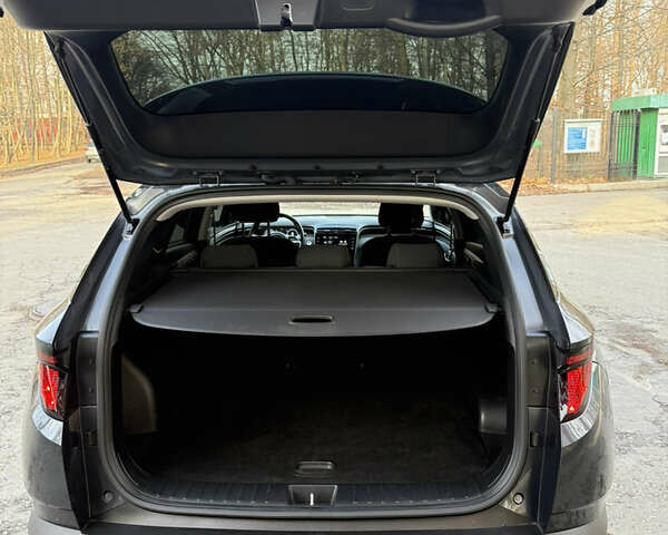 Сірий Хендай Туксон, об'ємом двигуна 2 л та пробігом 37 тис. км за 27300 $, фото 9 на Automoto.ua