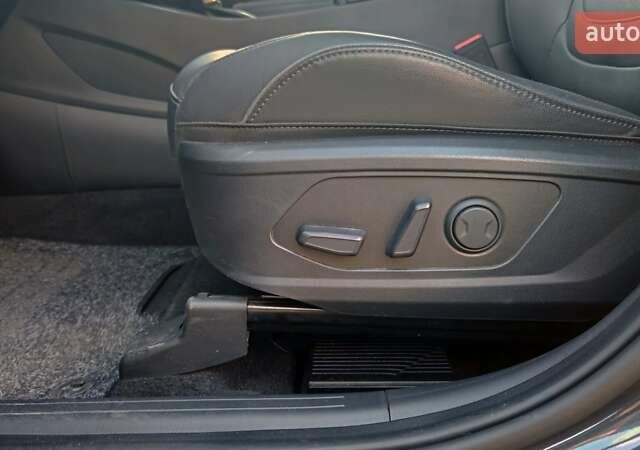 Серый Хендай Туксон, объемом двигателя 2 л и пробегом 19 тыс. км за 32900 $, фото 25 на Automoto.ua