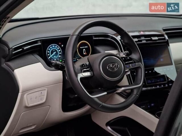 Сірий Хендай Туксон, об'ємом двигуна 1.6 л та пробігом 8 тис. км за 32990 $, фото 41 на Automoto.ua