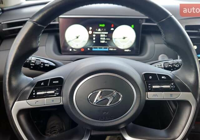 Серый Хендай Туксон, объемом двигателя 2 л и пробегом 19 тыс. км за 32900 $, фото 21 на Automoto.ua