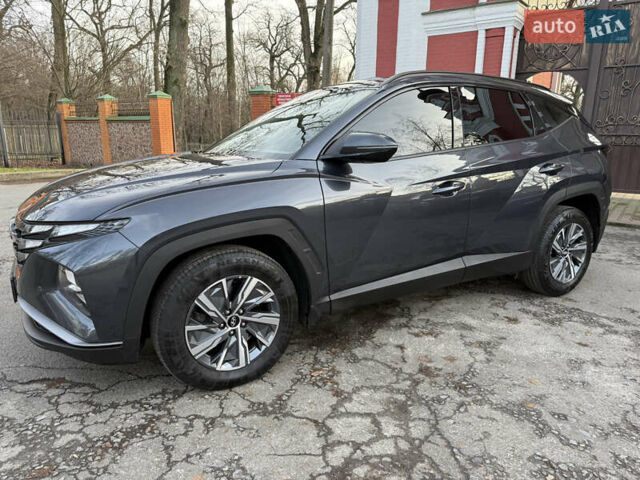 Сірий Хендай Туксон, об'ємом двигуна 2 л та пробігом 37 тис. км за 27300 $, фото 4 на Automoto.ua