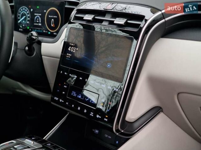 Сірий Хендай Туксон, об'ємом двигуна 1.6 л та пробігом 8 тис. км за 32990 $, фото 49 на Automoto.ua