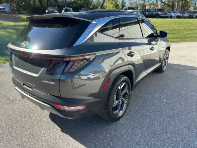 Сірий Хендай Туксон, об'ємом двигуна 1.6 л та пробігом 12 тис. км за 11000 $, фото 4 на Automoto.ua