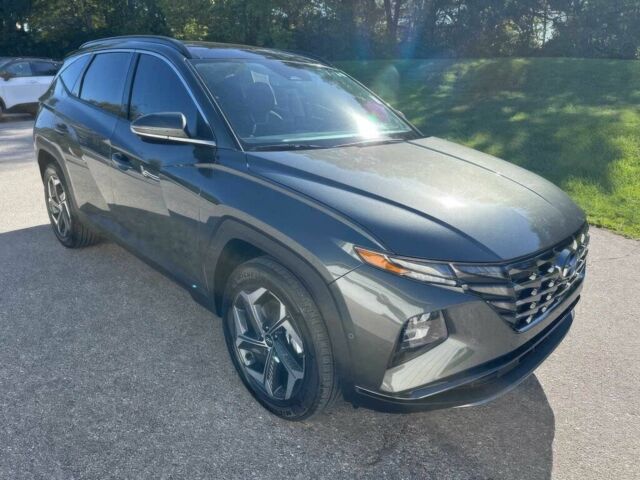 Сірий Хендай Туксон, об'ємом двигуна 1.6 л та пробігом 12 тис. км за 11000 $, фото 2 на Automoto.ua