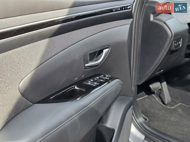 Хендай Туксон 2024 в Киеве на Automoto.ua Серый Хендай Туксон, объемом двигателя 2 л и пробегом 21 тыс. км за 32500 $, фото 17 на Automoto.ua