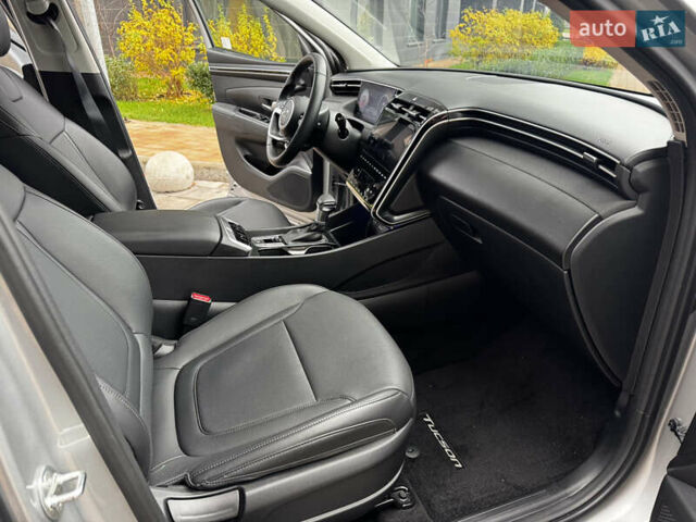 Серый Хендай Туксон, объемом двигателя 2.5 л и пробегом 6 тыс. км за 30500 $, фото 24 на Automoto.ua