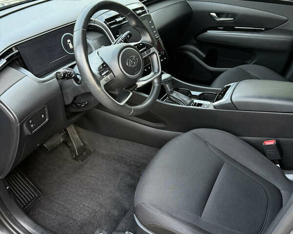 Сірий Хендай Туксон, об'ємом двигуна 2 л та пробігом 37 тис. км за 27300 $, фото 11 на Automoto.ua