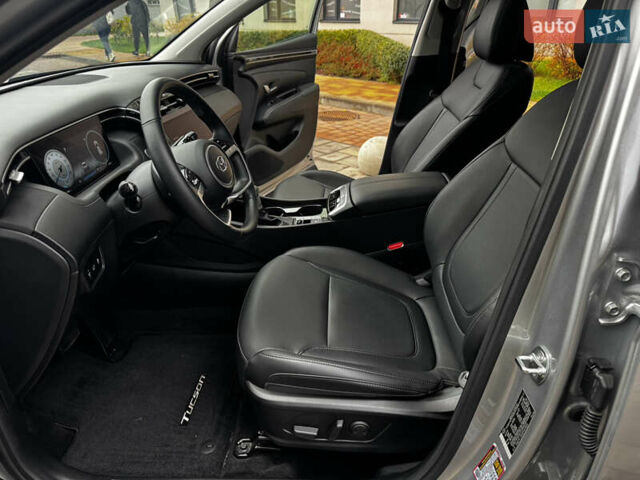 Серый Хендай Туксон, объемом двигателя 2.5 л и пробегом 6 тыс. км за 30500 $, фото 16 на Automoto.ua