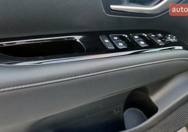 Серый Хендай Туксон, объемом двигателя 2 л и пробегом 19 тыс. км за 32900 $, фото 35 на Automoto.ua